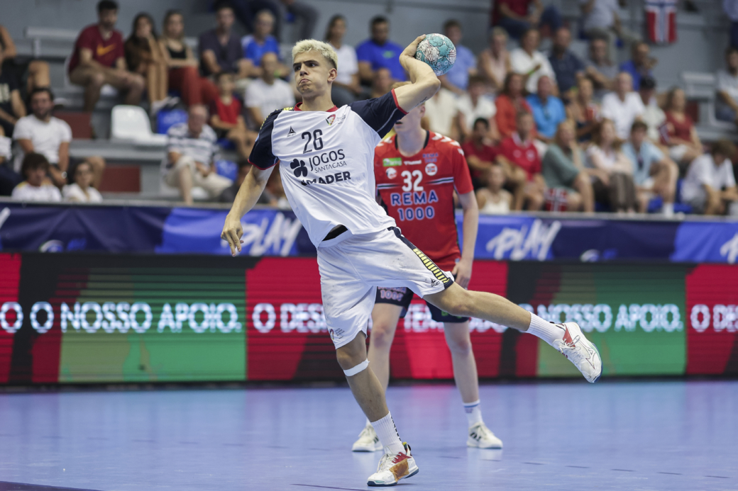World Young Handball Player: Francisco Costa nomeado para melhor Jovem  Jogador do Mundo 2022 - SportMagazine